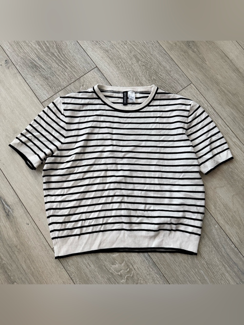 Divided Black and White Striped Short Sleeve Top size L